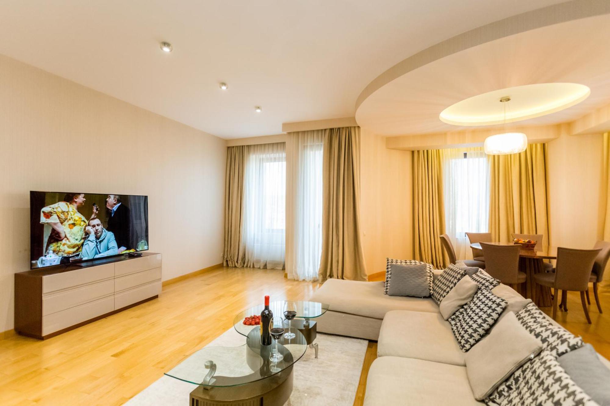 City Luxury Apartment L Тбилиси Екстериор снимка
