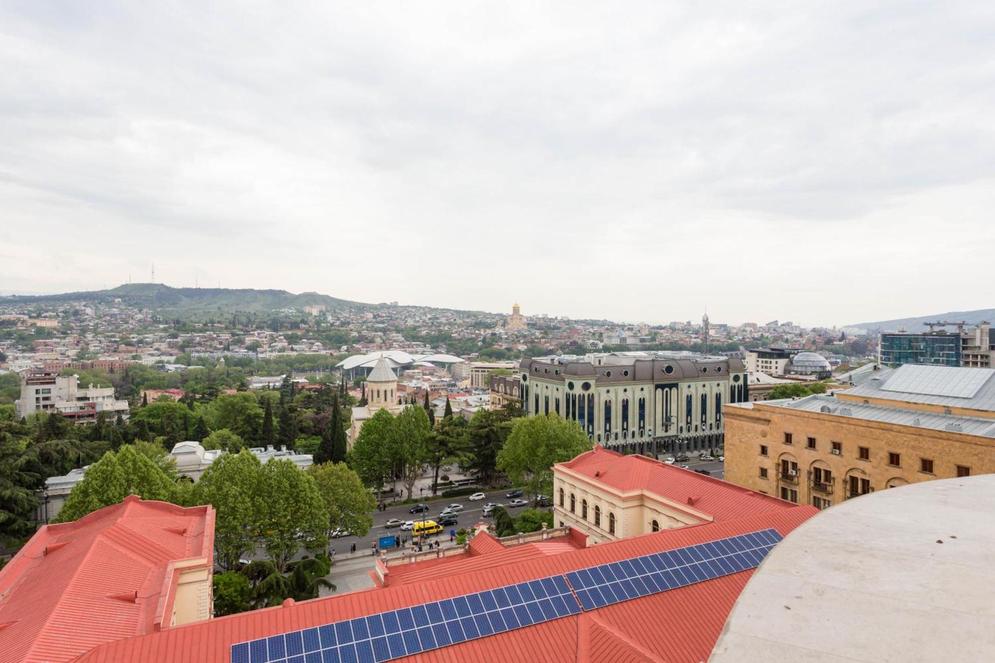 City Luxury Apartment L Тбилиси Екстериор снимка