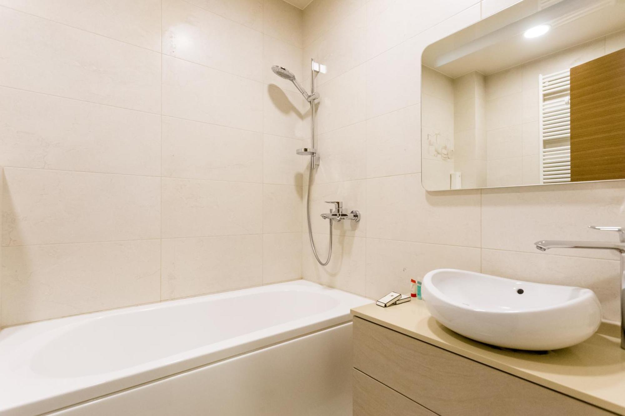 City Luxury Apartment L Тбилиси Екстериор снимка