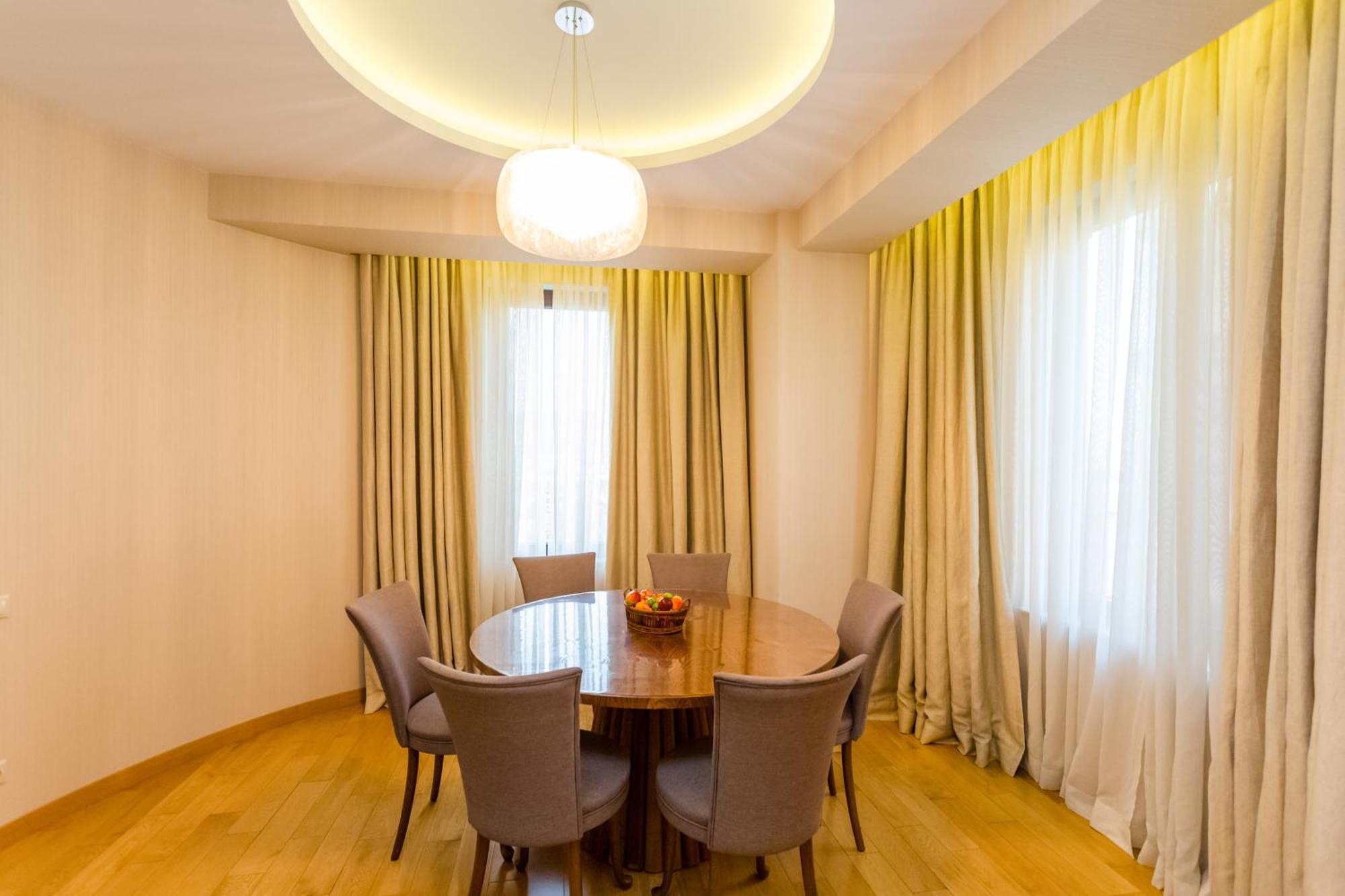 City Luxury Apartment L Тбилиси Екстериор снимка